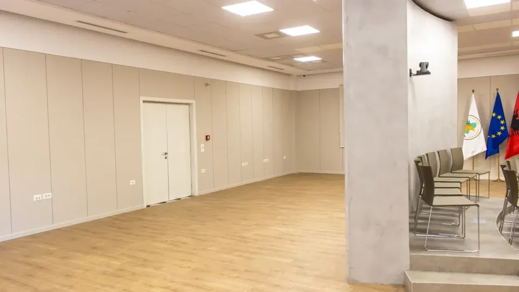 Restaurimi i KQZ - Komisionit Qendror te Zgjedhjeve-13